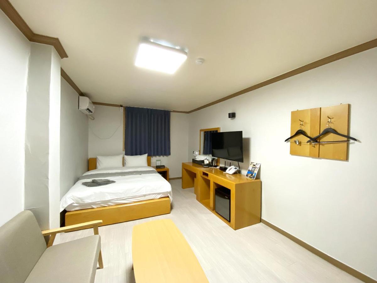 Suanbo Hot Spring Healing Hotel Chungju Exterior foto