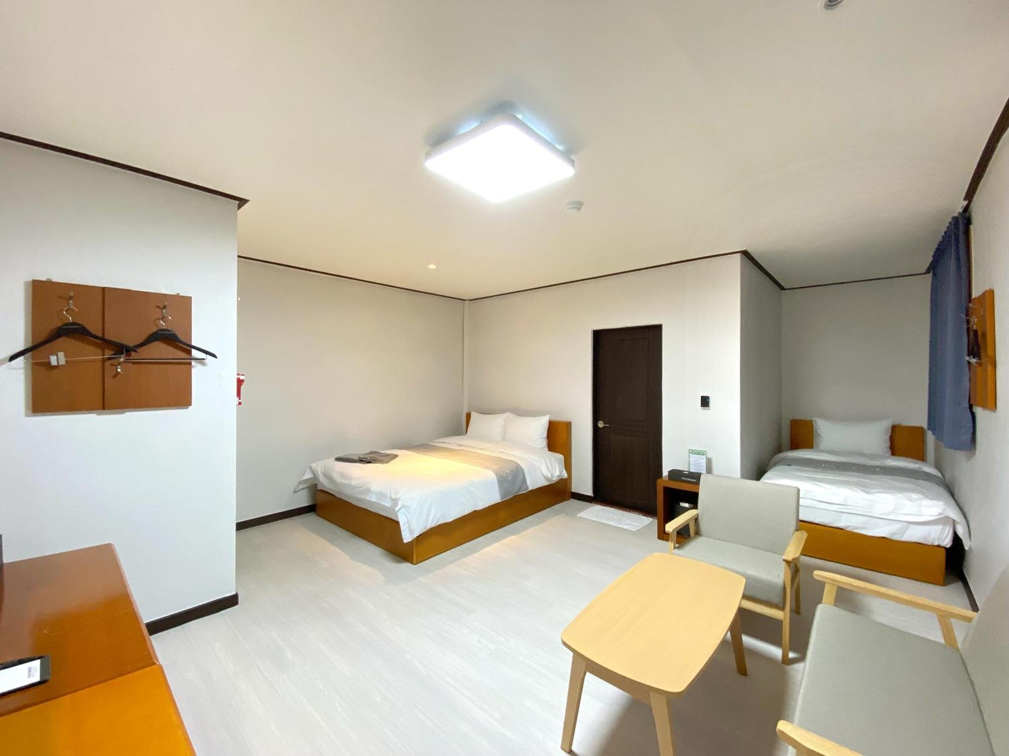 Suanbo Hot Spring Healing Hotel Chungju Exterior foto